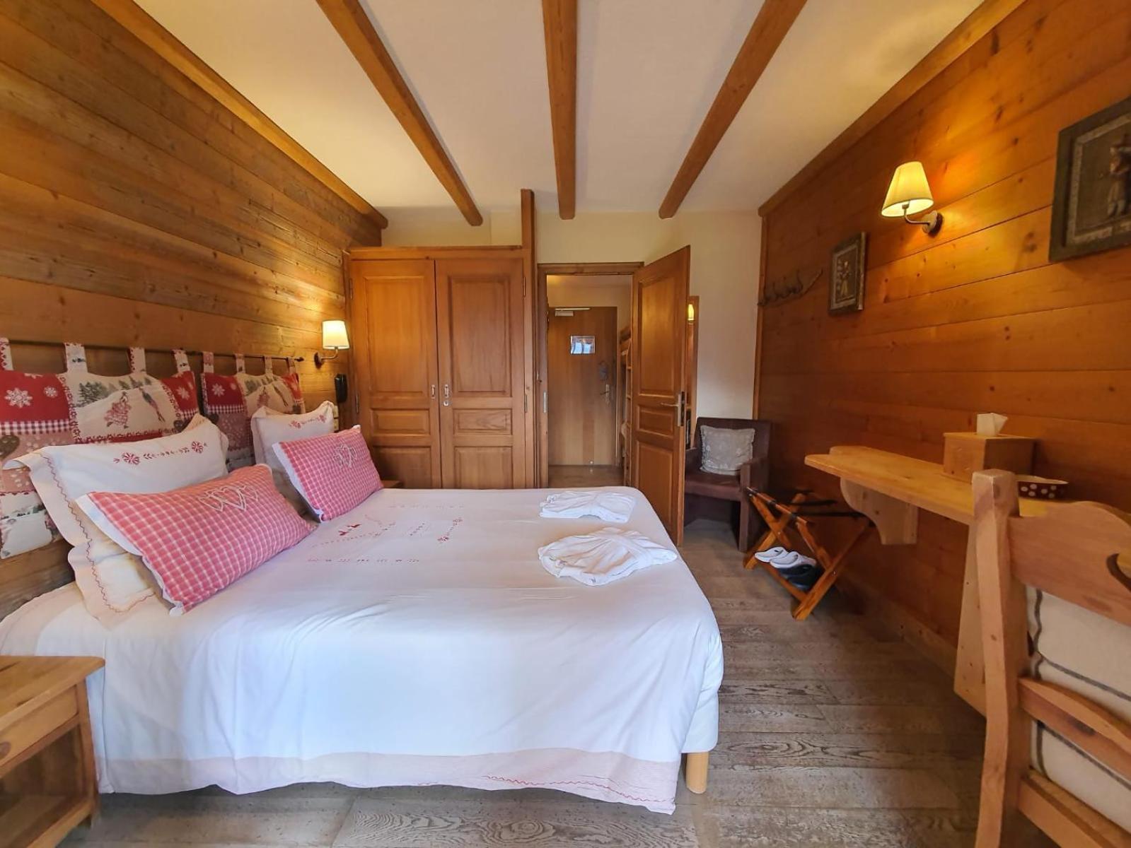 Hotel-Spa Le Morillon Charme & Caractere 외부 사진